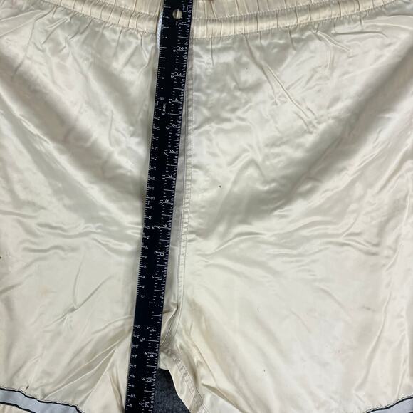 Nike Satin Shorts Mens Size XL Cream Red Swoosh Retro Lightweight Lined 90s - Picture 5 of 11